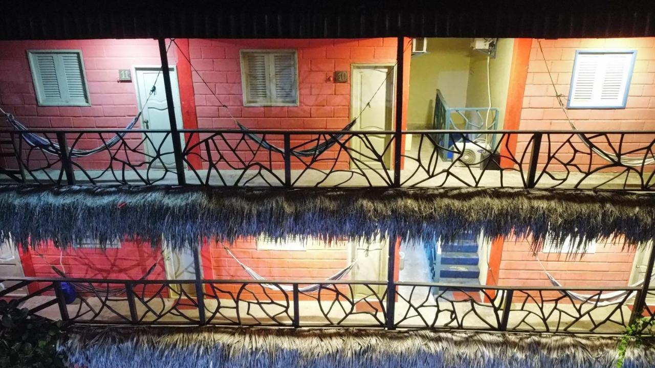 Arrecife Montanita Hostal Exterior photo